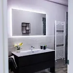 H11 Luxury Centro - Elegante - Casino *