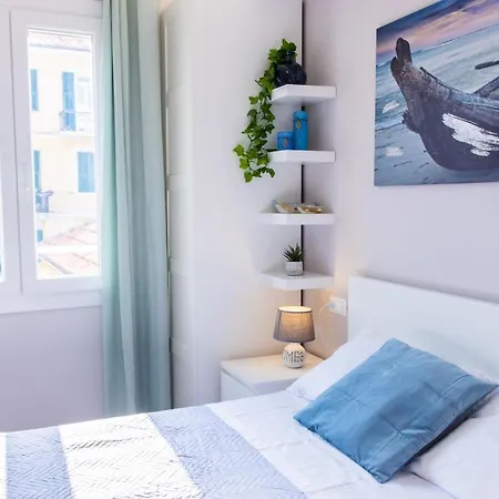 H11 Luxury Centro - Elegante - Casino سانريمو