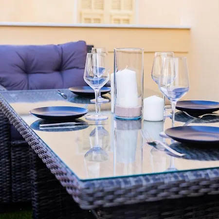 H11 Luxury Centro - Elegante - Casino شقة سانريمو