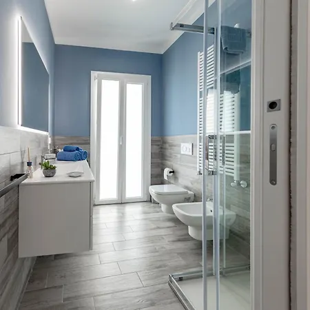 H11 Luxury Centro - Elegante - Casino شقة سانريمو