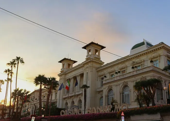 H11 [luxury Sanremo] Centro - Elegante - Casinò Apartamento