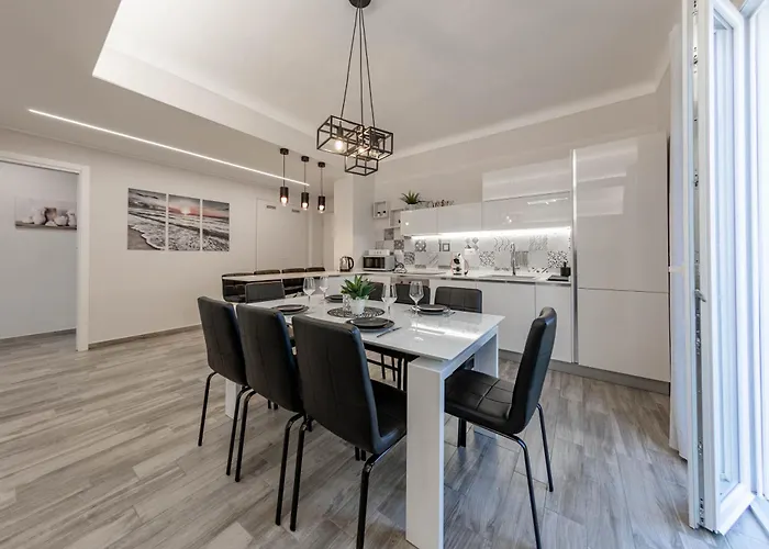 H11 Luxury Centro - Elegante - Casino Lejlighed *