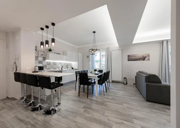 H11 Luxury Centro - Elegante - Casino Sanremo