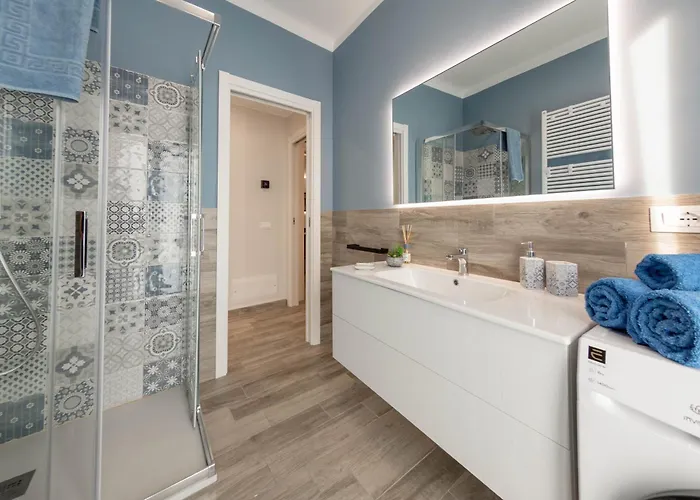 H11 Luxury Centro - Elegante - Casino